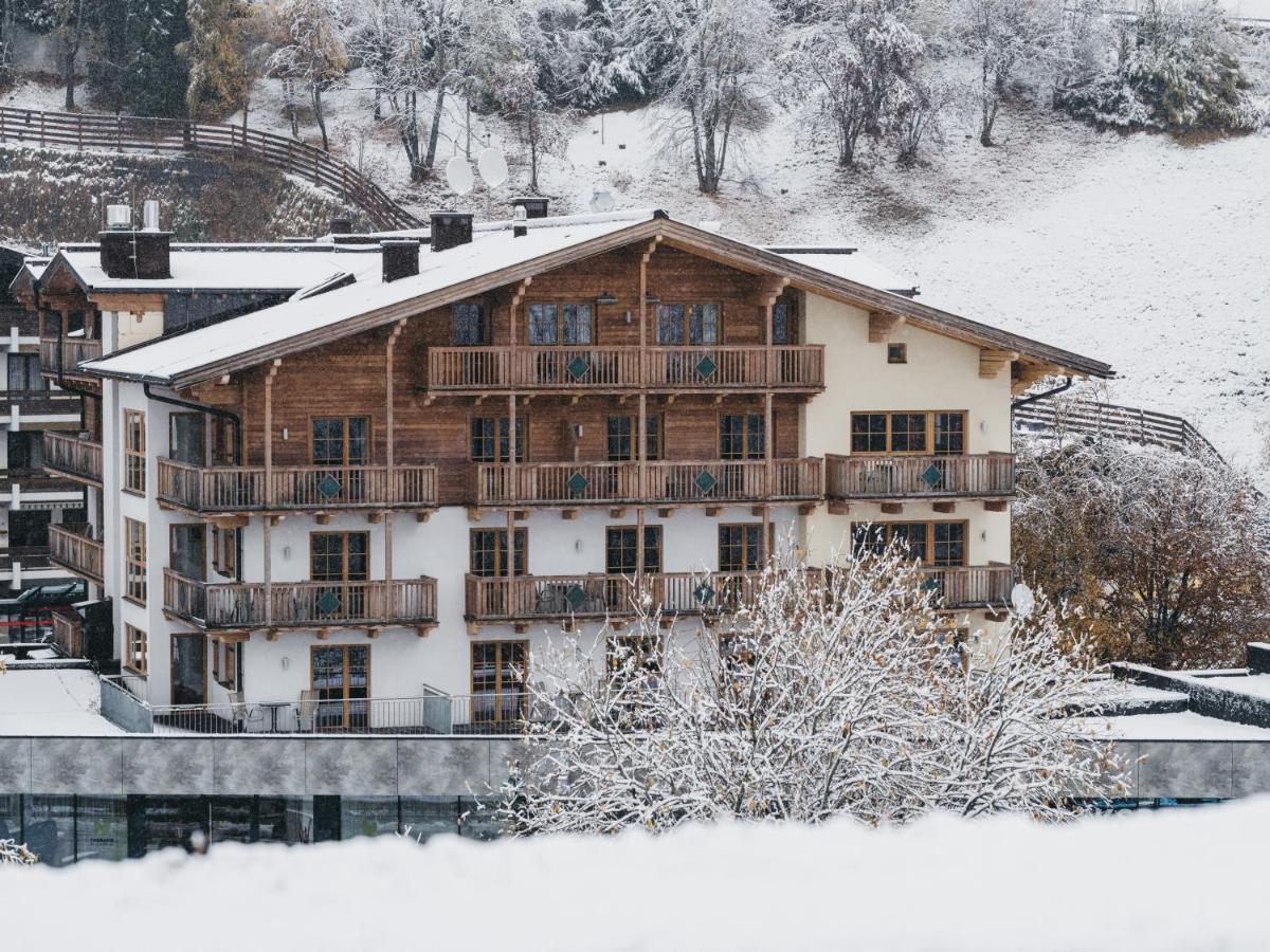 Residence Kristall By Vaya Inklusive Joker Card Saalbach-Hinterglemm Eksteriør bilde